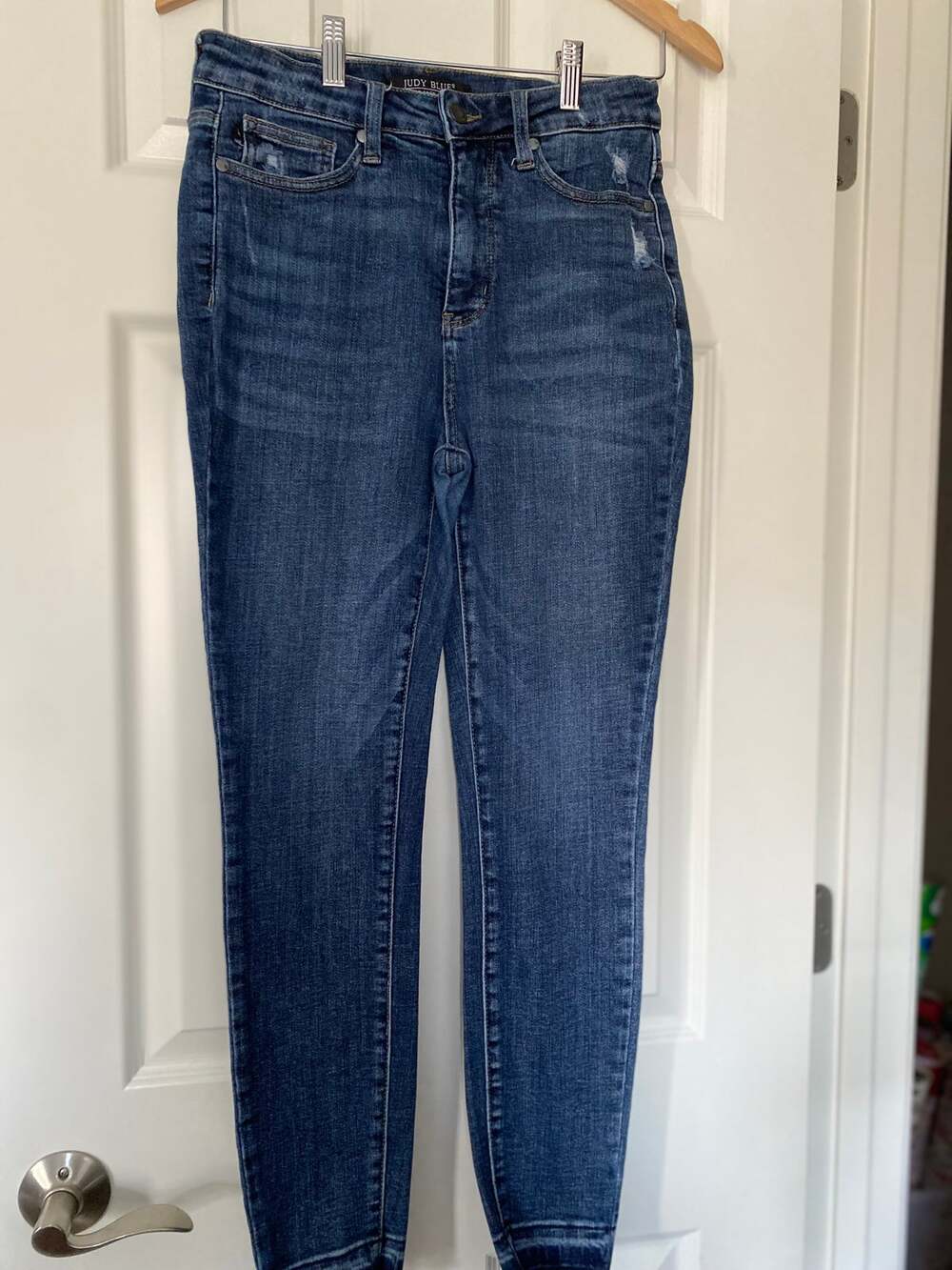 Judy Blue Jeans Size 7/28 Indigo blue relaxed fit distressed raw hem
